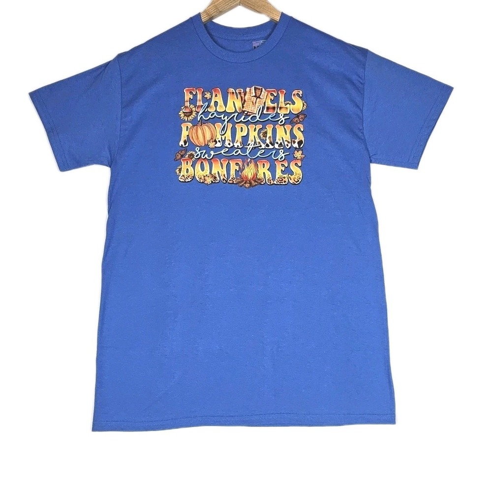 Flannels Hayrides Pumpkins Bonfires Sweaters Fall Seasonal Shirt‎ Medium Gift